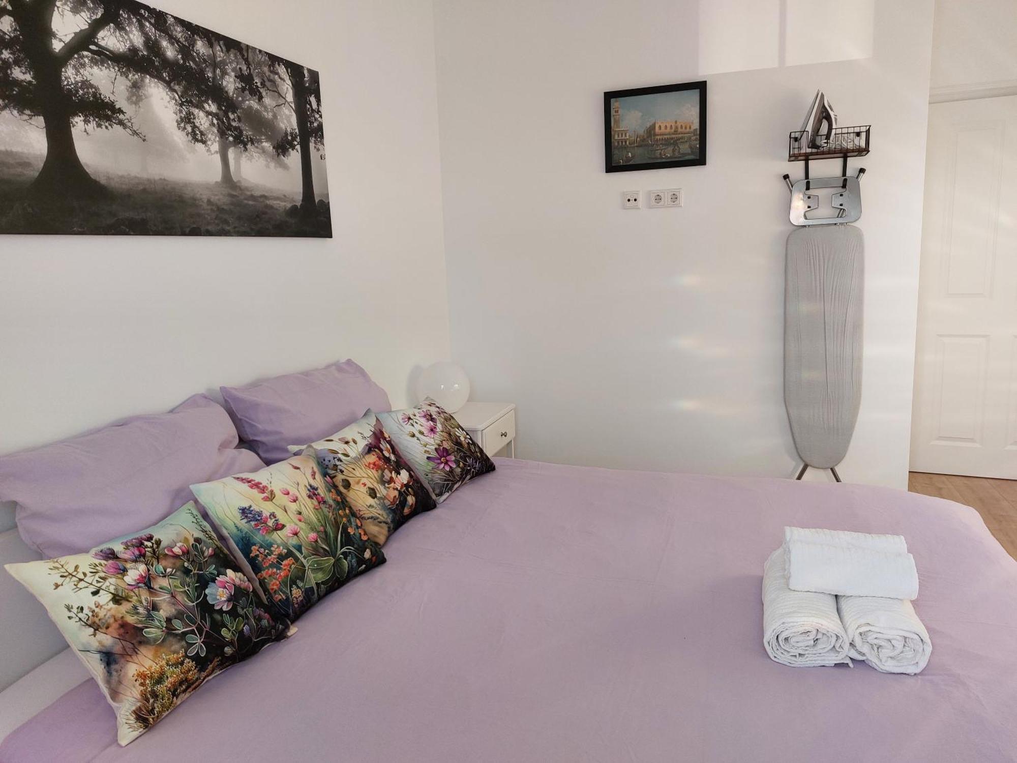 Villa Bianca - Holiday & Business Elsenfeld エクステリア 写真